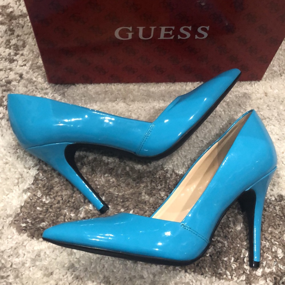 Pumps - Picture 3 of 7